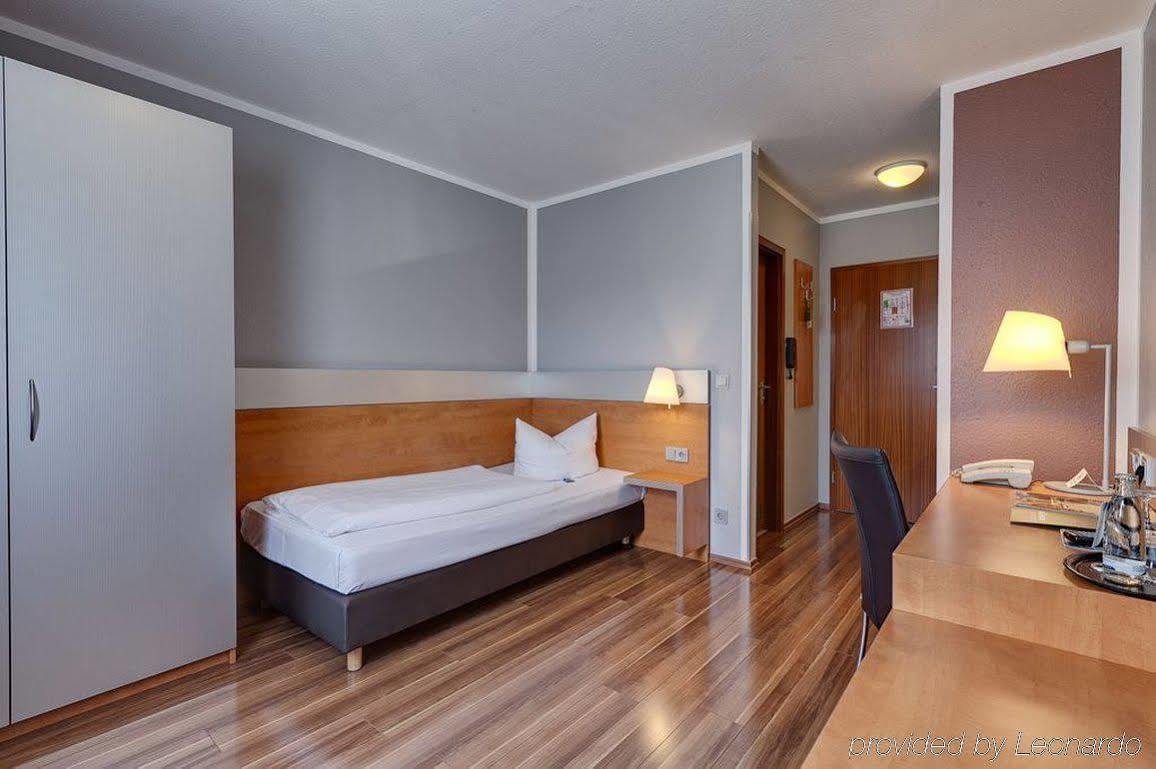 Hotel Attimo Stuttgart***s