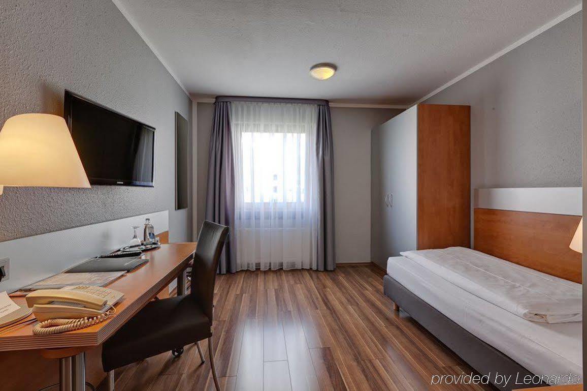 Hotel Attimo Stuttgart***s